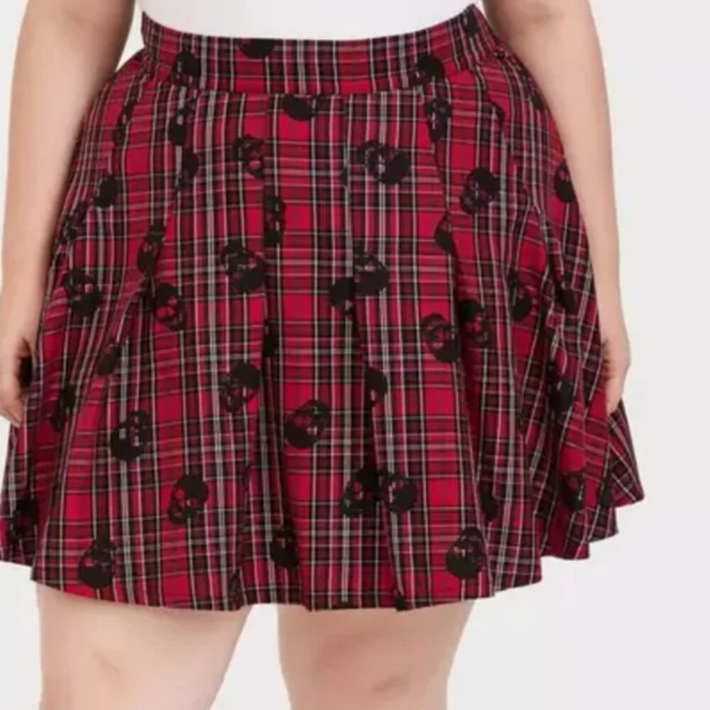 Torrid Red Plaid Black Skull Twill Skater Punk Goth Skirt - Picture 2 of 6